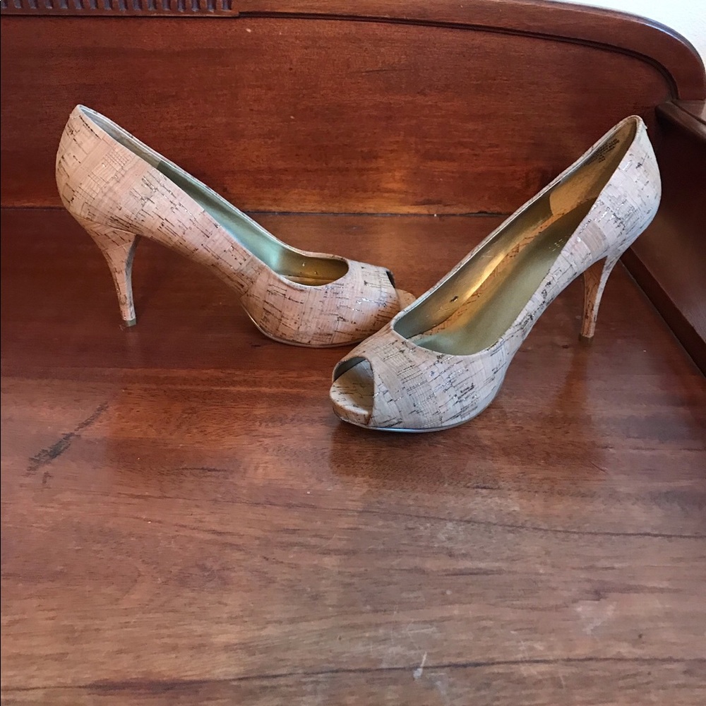 BEAUTIFUL CORK HEELS  NNE WEST SIZE 9